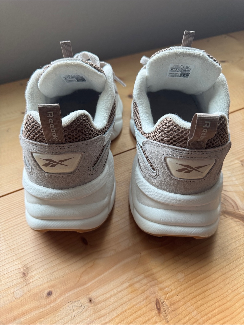 Reebok Men’s Charge Run Sneaker - Picture 5 of 5
